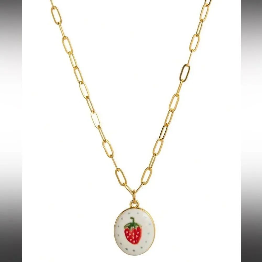 Gold strawberry Link chain Necklace A1702